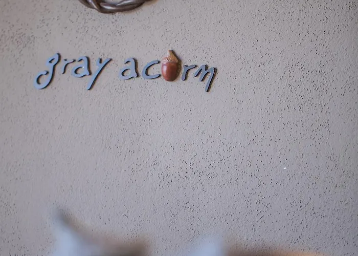 Acorn's Houses, Gray And Acorn Σπίτι διακοπών *